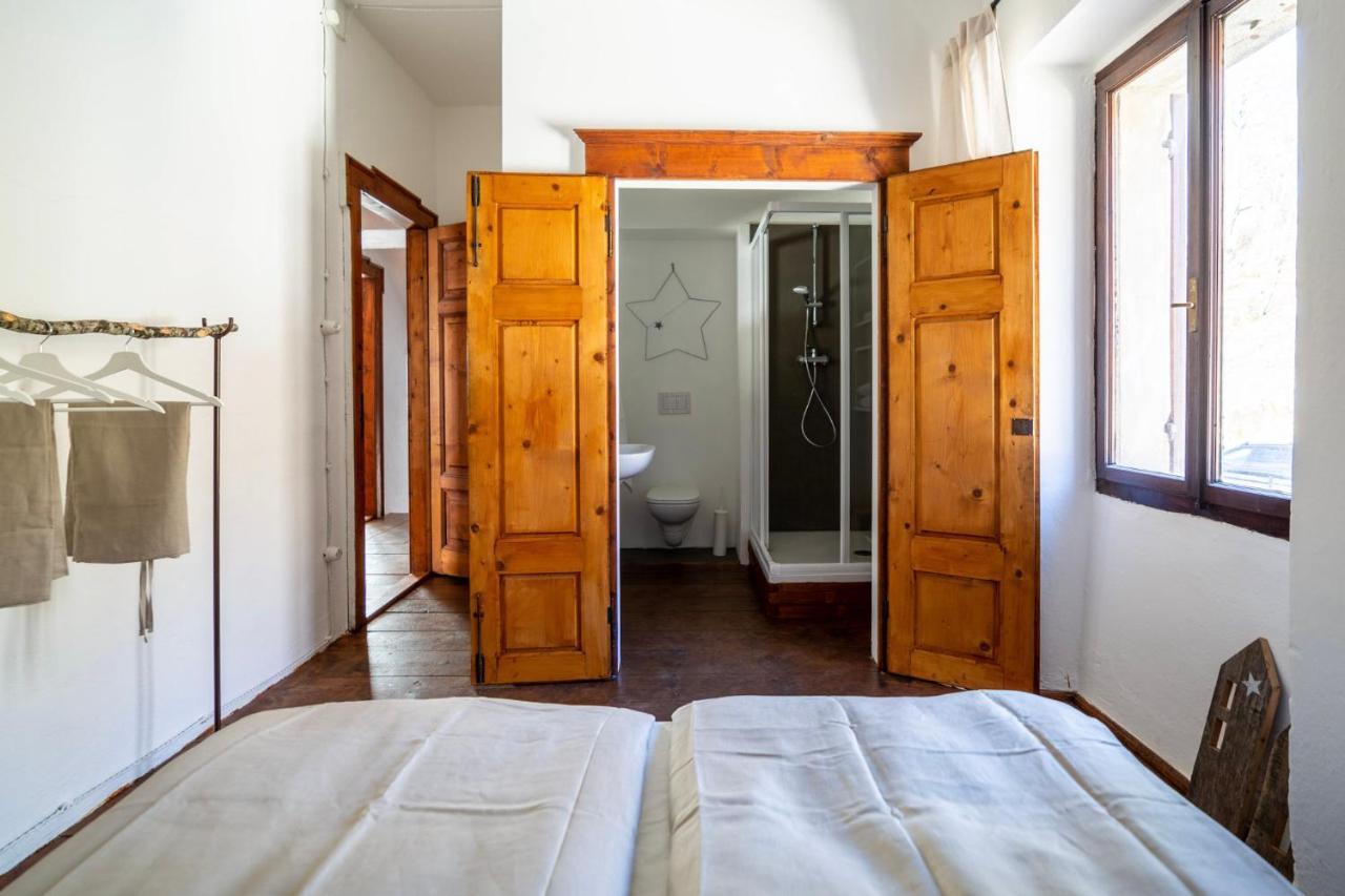 Giulio Mountain B&B Ala Buitenkant foto