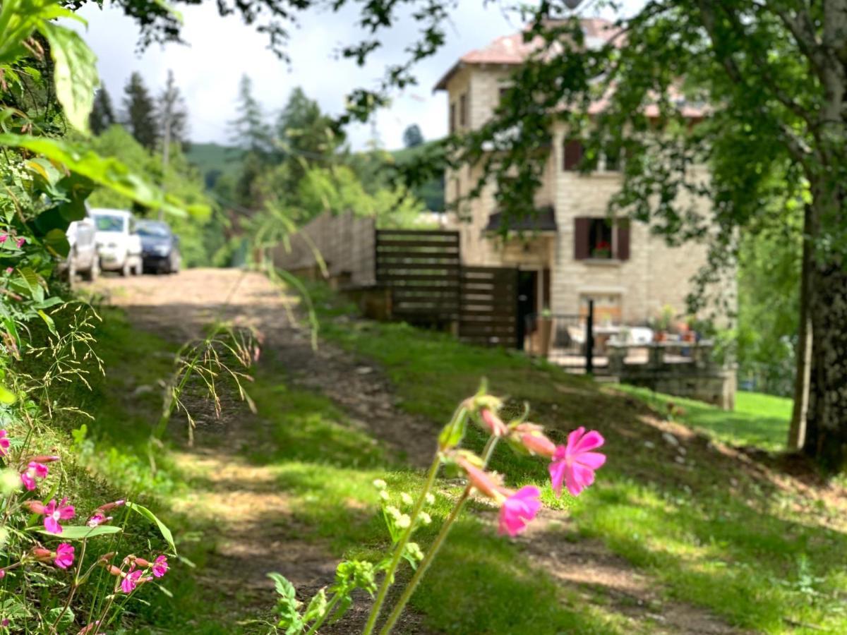Giulio Mountain B&B Ala Buitenkant foto